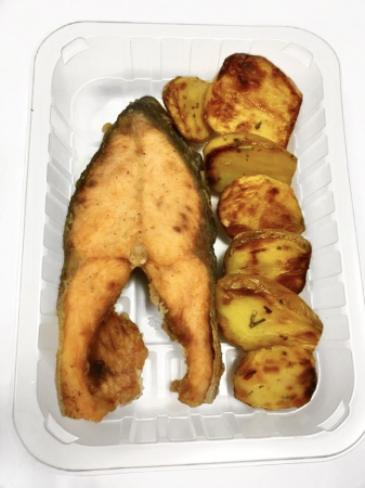 Горбуша стейк жареная с картофельными дольками